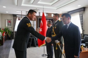 30 Ağustos Zafer Bayramı Çelenk Sunma ve Tebrikat Töreni Gerçekleştirildi
